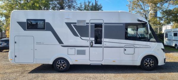 [category] Adria Coral XL Axess 650 SP