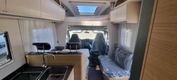[category] Adria Coral XL Axess 650 SP