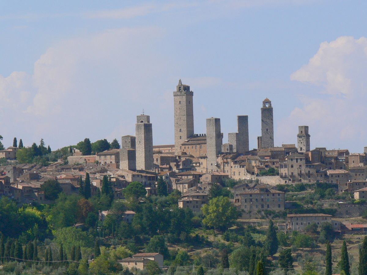 Gimignanom, a lakotornyok városa